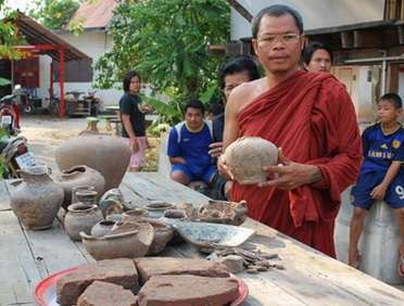 Abbot Wat Bortongkum